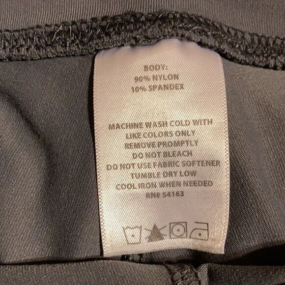 Calvin Klein Performance Capri Leggings Woman’s Size S - Picture 4 of 5